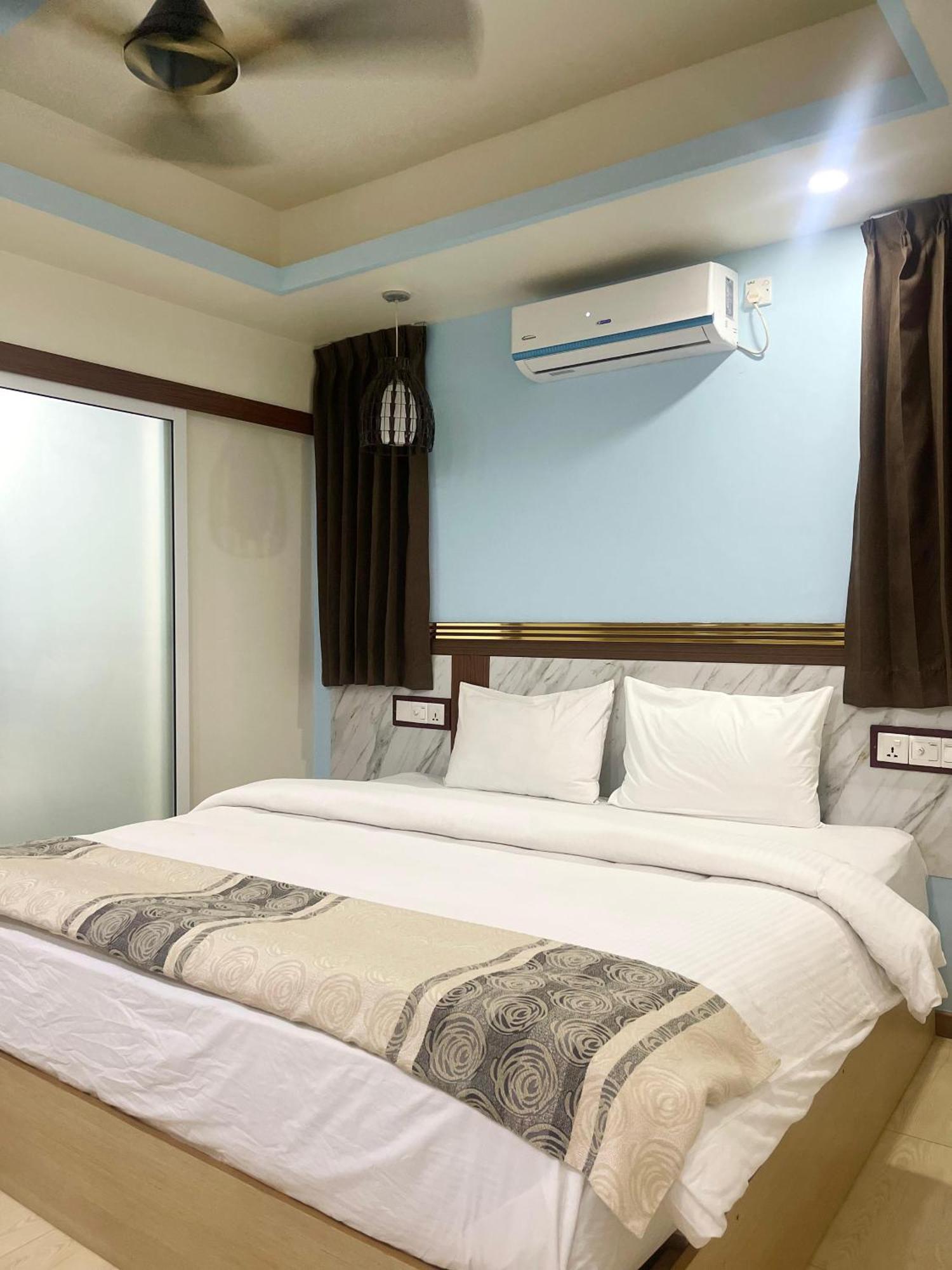 Ocean Cove Beach Hulhumale Exterior photo